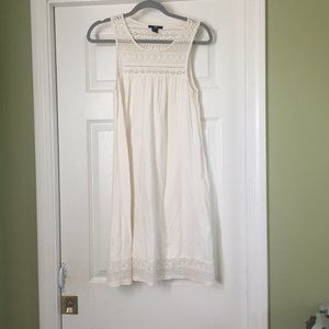 H&M womens cream lace knee length sleeveless coverup dress size small